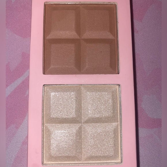 I Heart Revolution Contour Bar Palette - Picture 4 of 4
